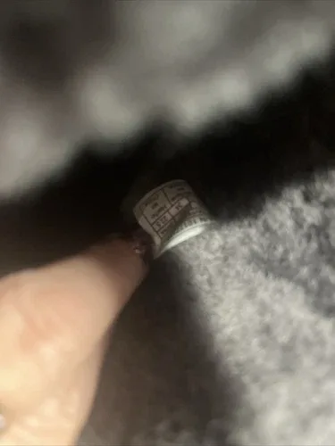 UGG CLASSIC TALL GREY SUEDE SHEEPSKIN BOOTS SIZE US YOUTH 4 FIT' image indicator(8)