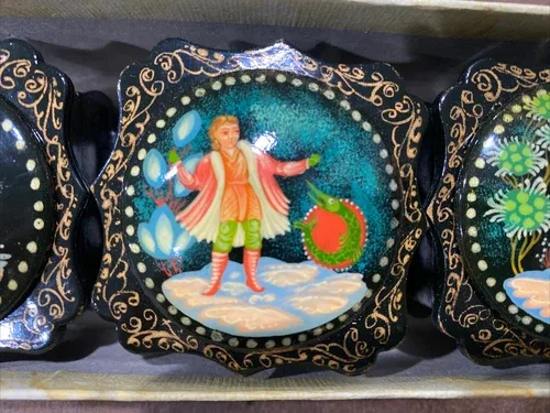 Ukrainian Trinket Box Black Lacquer 2x2” 1pc image indicator(3)