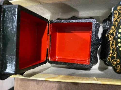 Ukrainian Trinket Box Black Lacquer 2x2” 1pc image indicator(5)