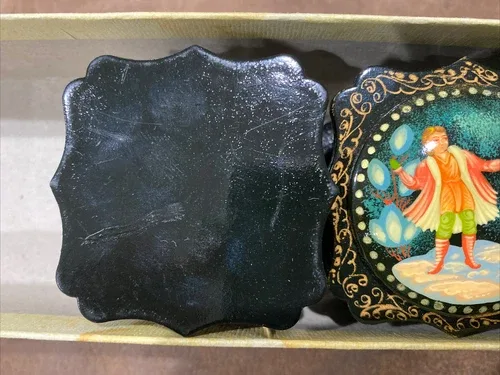 Ukrainian Trinket Box Black Lacquer 2x2” 1pc image indicator(7)
