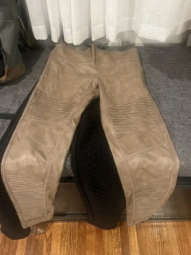 7 For All Mankind Brown Faux Leather Leggings M image indicator(2)