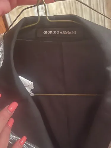 Vintage Giorgio Armani Black Single Breasted Wool Suit Italy Siz image indicator(2)