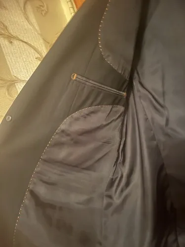 Vintage Giorgio Armani Black Single Breasted Wool Suit Italy Siz image indicator(5)