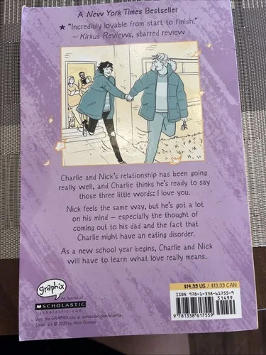 Heartstopper #4: a Graphic Novel by Alice Oseman (2022 image indicator(2)