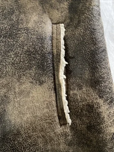 BB Dakota Faux Shearling Vest 1X image indicator(4)