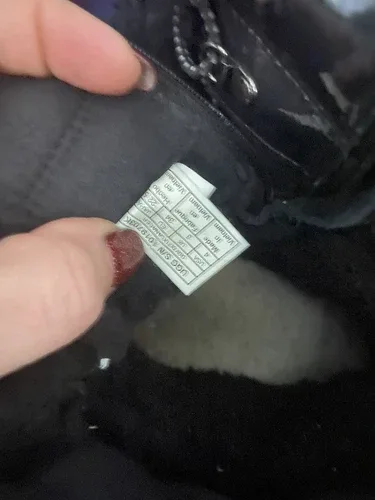 UGG Australia Kids Unisex Sz 4 Viki Boots image indicator(7)