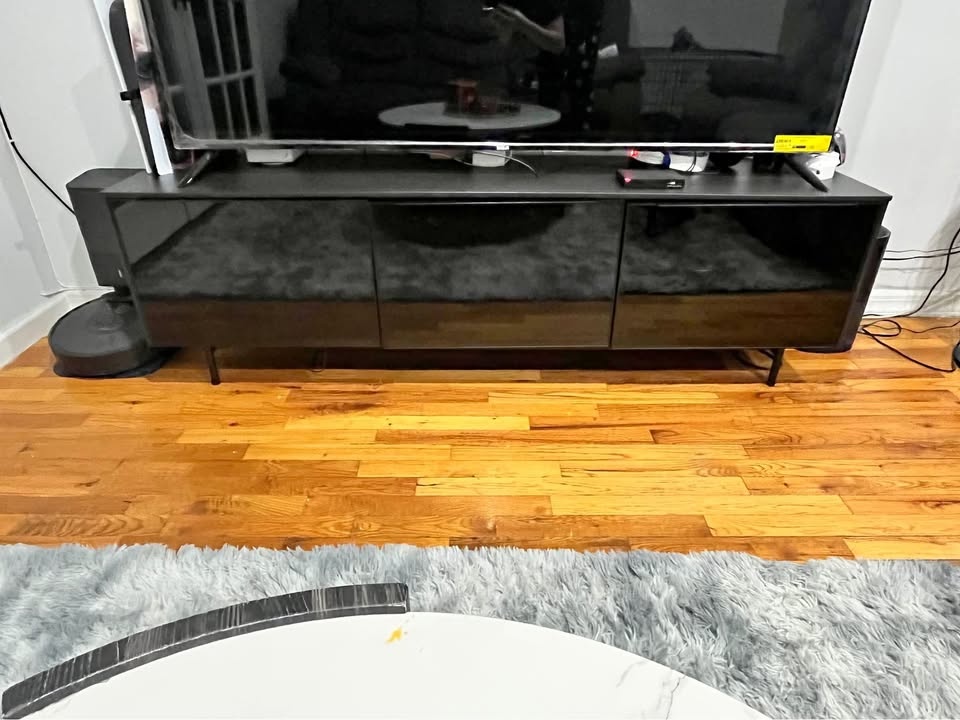 IKEA RANNÄS TV bench with doors in black/black glass finish