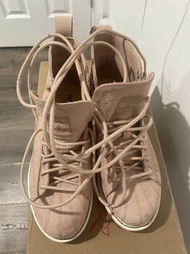 Adidas High Top Light Pink Genuine Leather Lace Up Sneakers Size