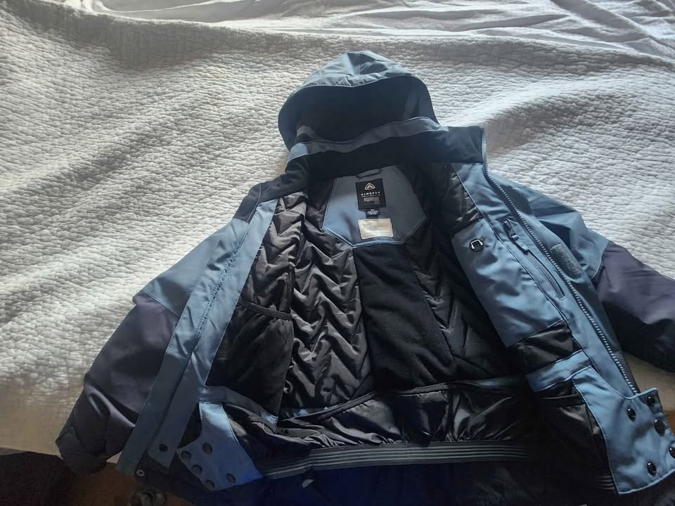 Boys Thermal Winter Jacket - adjustable for growth - photo 2