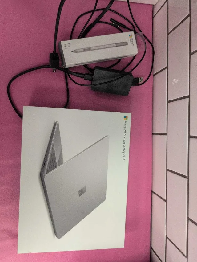 Microsoft surface laptop go 2 with pen