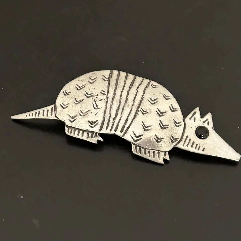 Vintage JJ 1988 Armadillo Brooch – Jonette Jewelry image indicator(2)