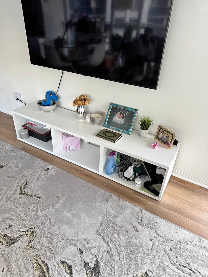 White TV Stand 180x40x38