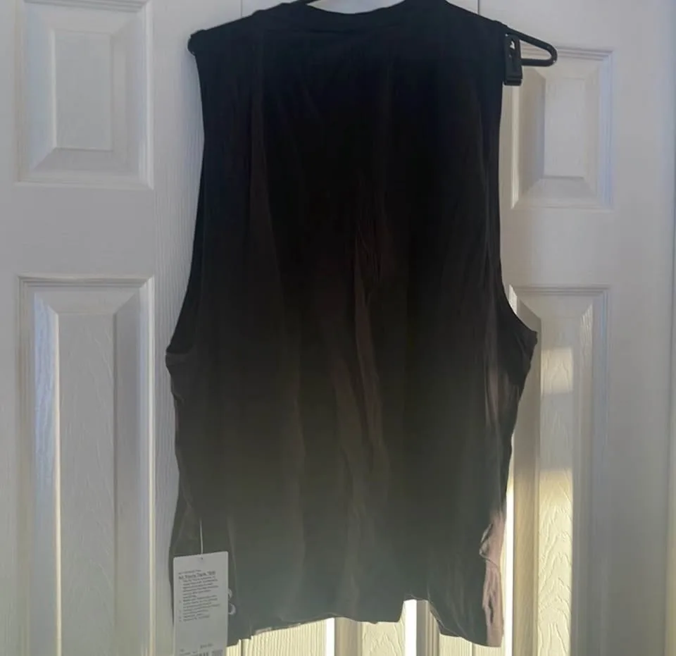 SeaWheeze All yours Tank Size 16 BNWT image indicator(2)