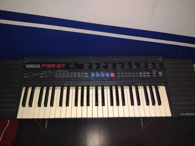 Yamaha PSR-27 Keyboard paino