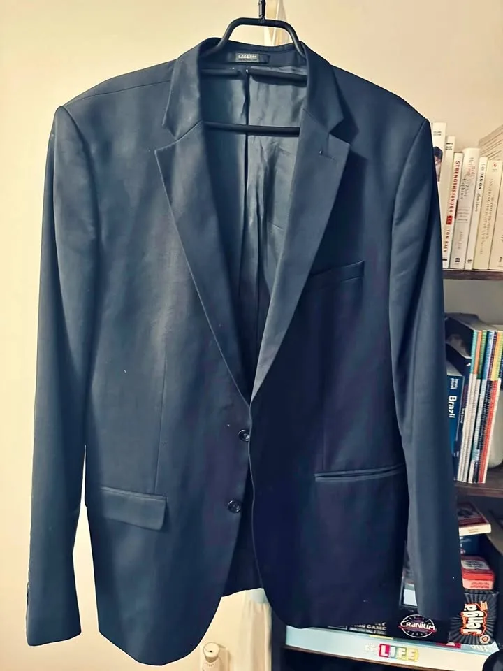 Zara navy blue blazer Size US 44