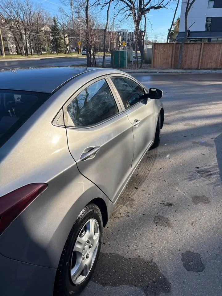 2015 Hyundai Elantra image indicator(3)