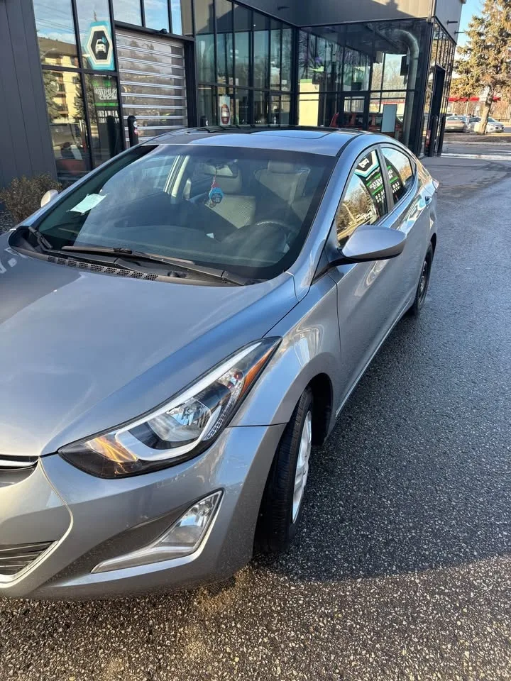 2015 Hyundai Elantra image indicator(6)