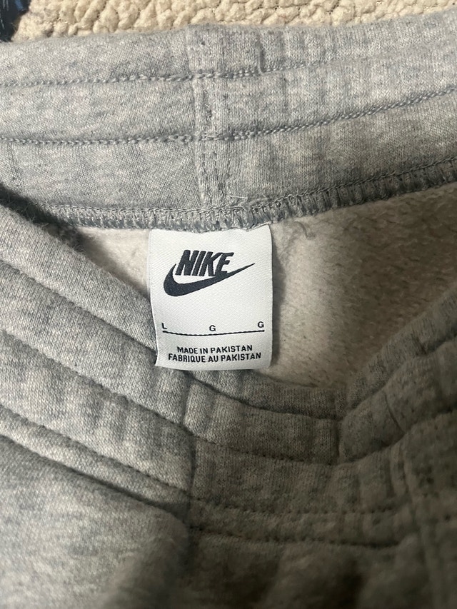 NEED GONE  Nike pants L perfect condition - photo 2