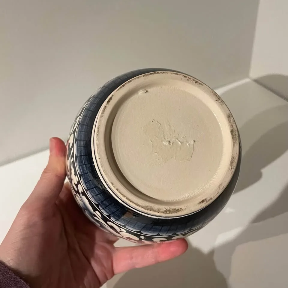 Hudson’s Bay Thai Blue and White Floral Ceramic Jar 7.5” image indicator(5)