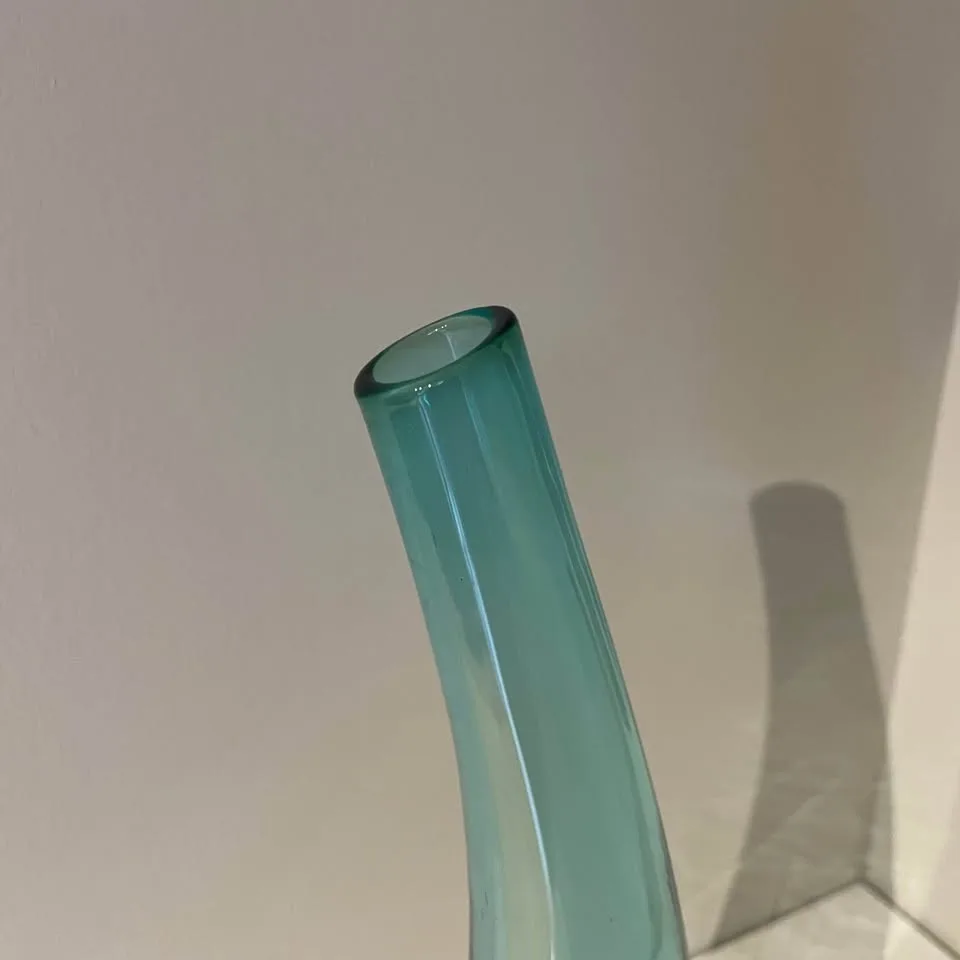 Blue Glass Vase image indicator(2)