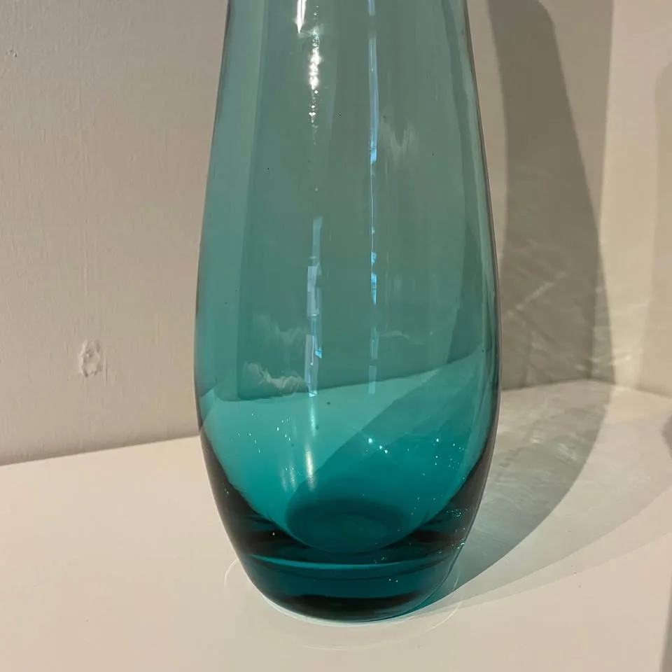 Blue Glass Vase image indicator(3)