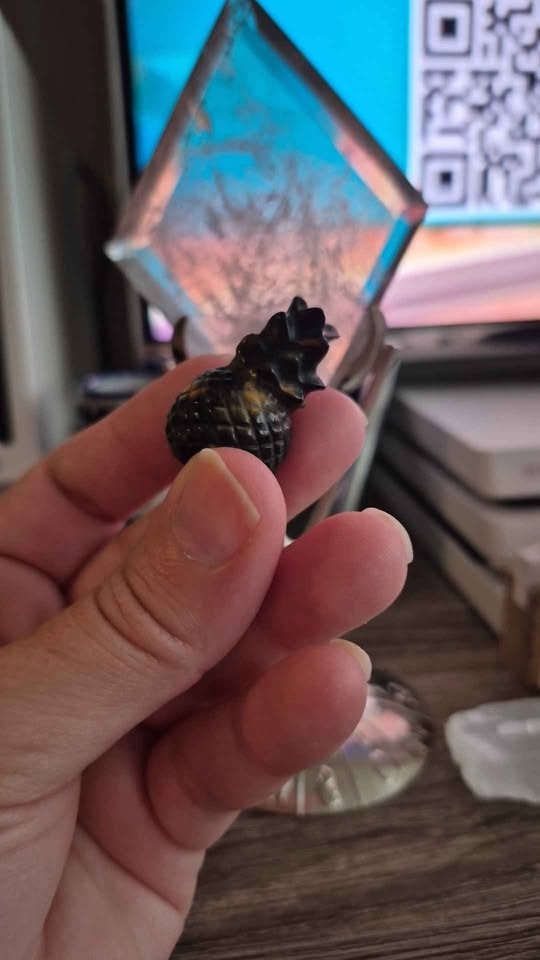 Tiger's Eye Pineapple Crystal - photo 3