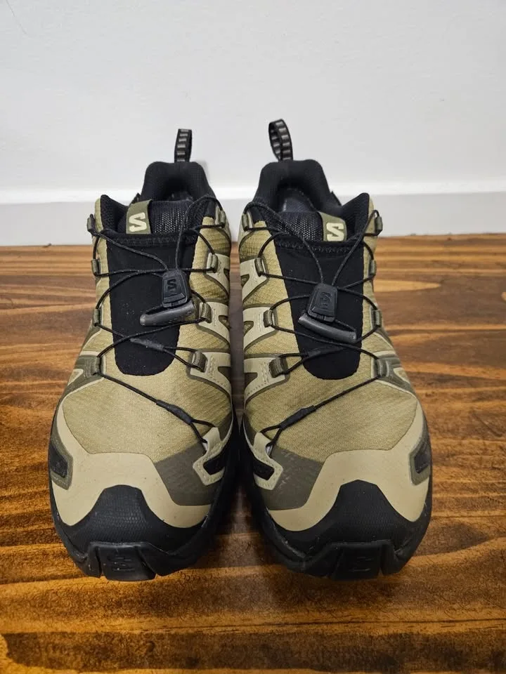 Salomon Trail Running Shoe, men's 8.5, NEW image indicator(2)