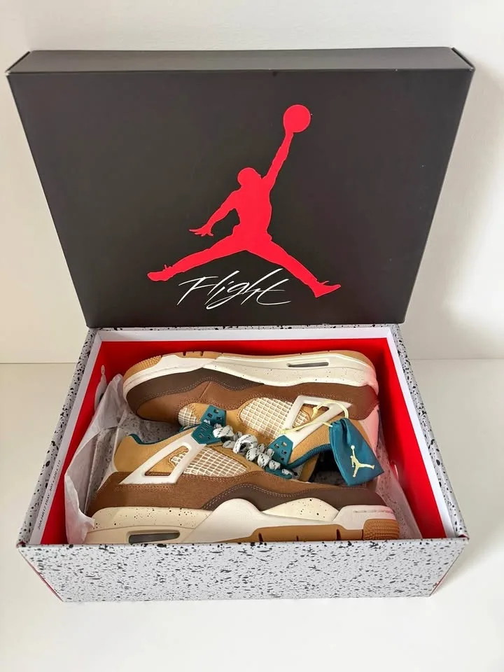 Nike Air Jordan 4 Retro Cacao