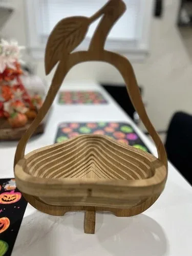 Wooden Collapsible Spiral Cut Pear-Shaped Folding Fruit Basket B image indicator(5)