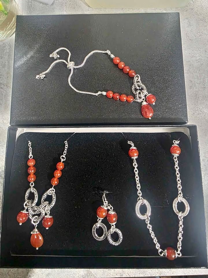 jewelry set