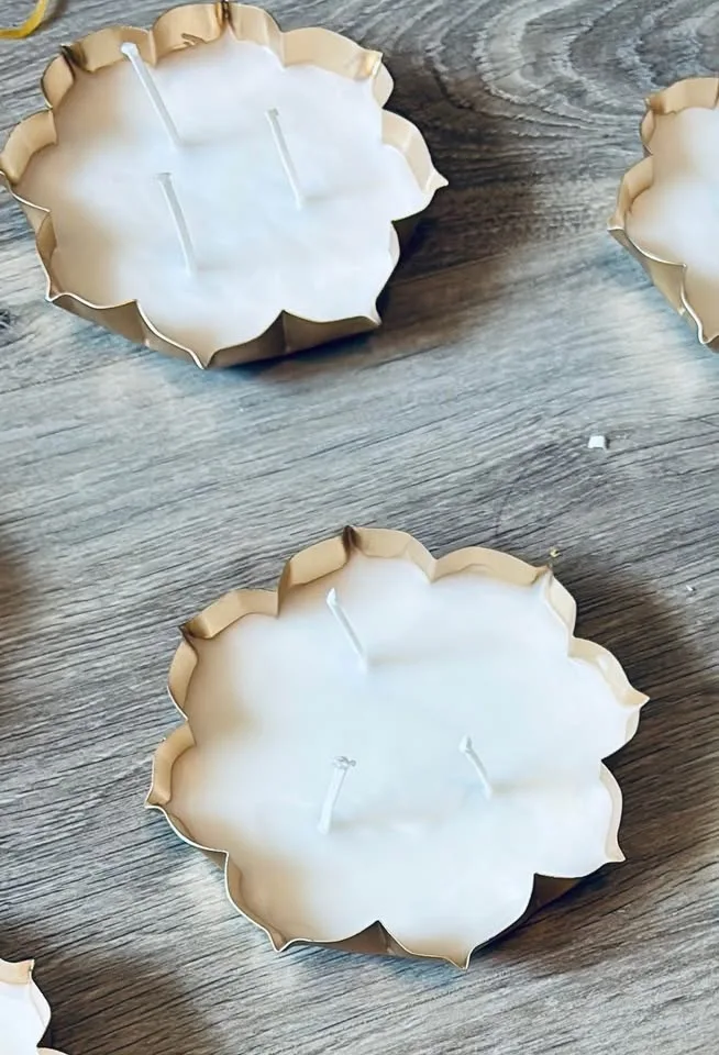 Urli laddu candles image indicator(2)