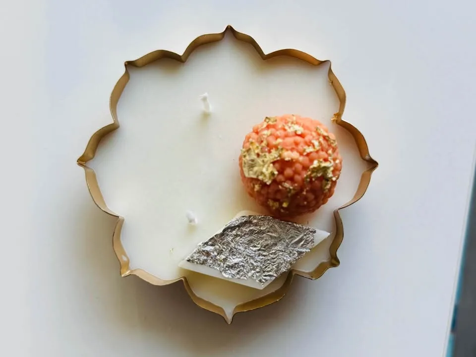 Urli laddu candles image indicator(3)