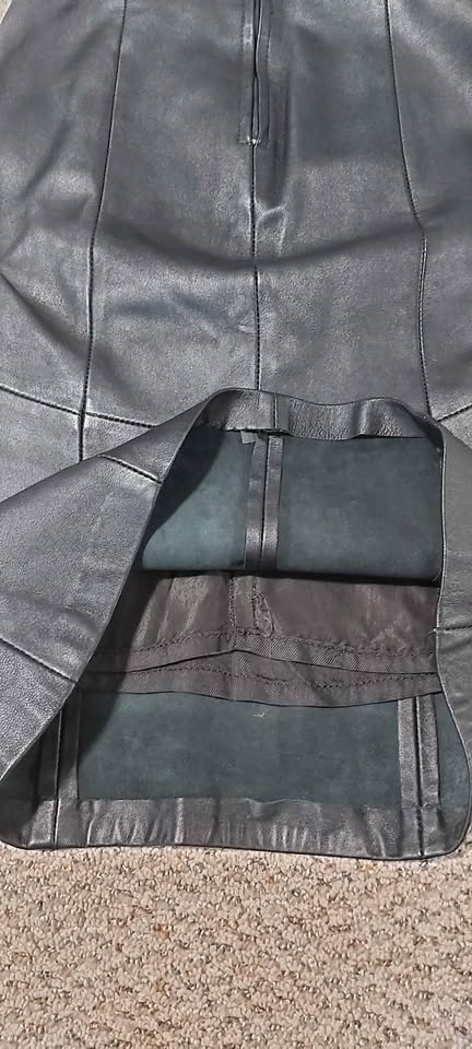 Real Leather skirt size S or 4 - photo 3