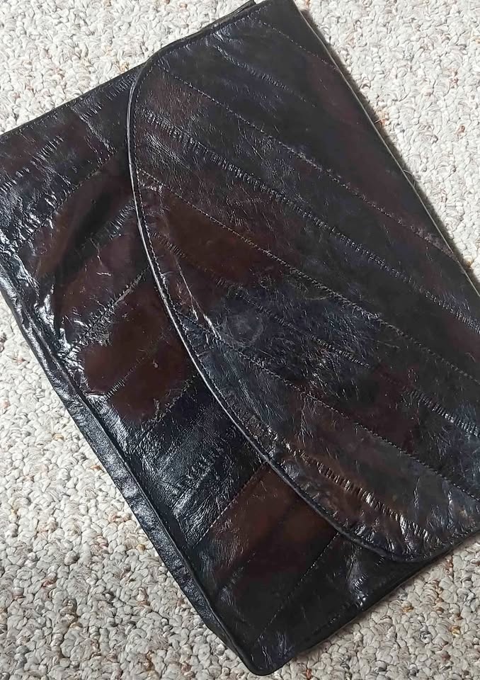 Vintage Eel clutch/bag
