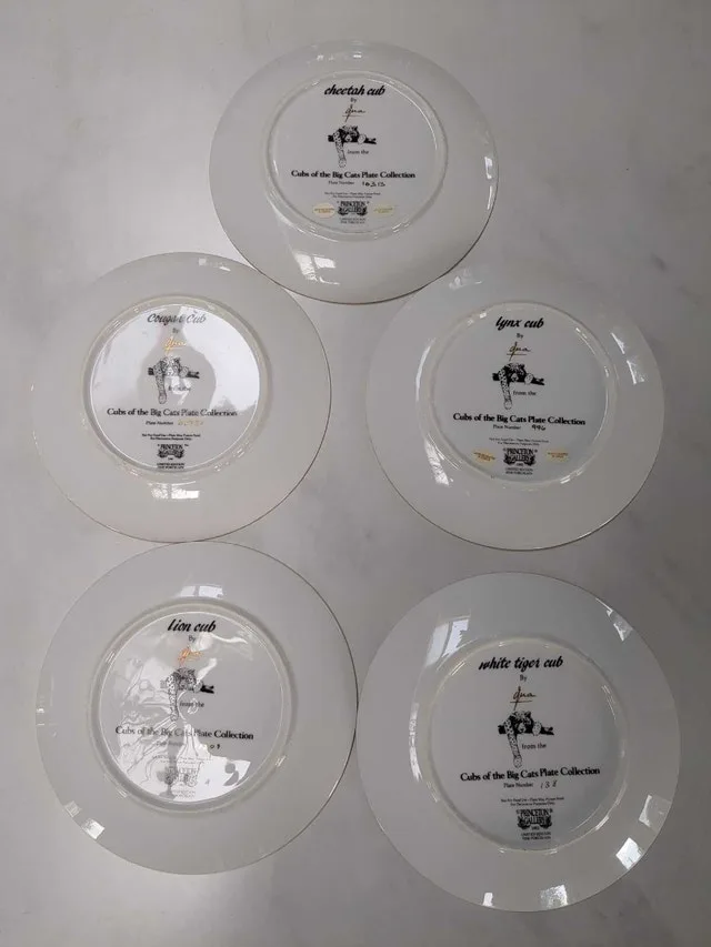 Limited Edition Collector's Plate. "Cubs of the Big Cats" image indicator(2)