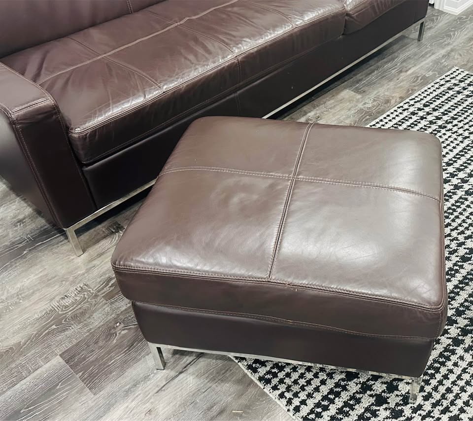 Couch / Sectional / Sofa - photo 5