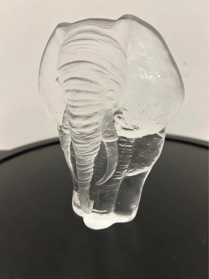 Mats Jonasson Sweden Crystal Elephant 5,5” Tall image indicator(8)