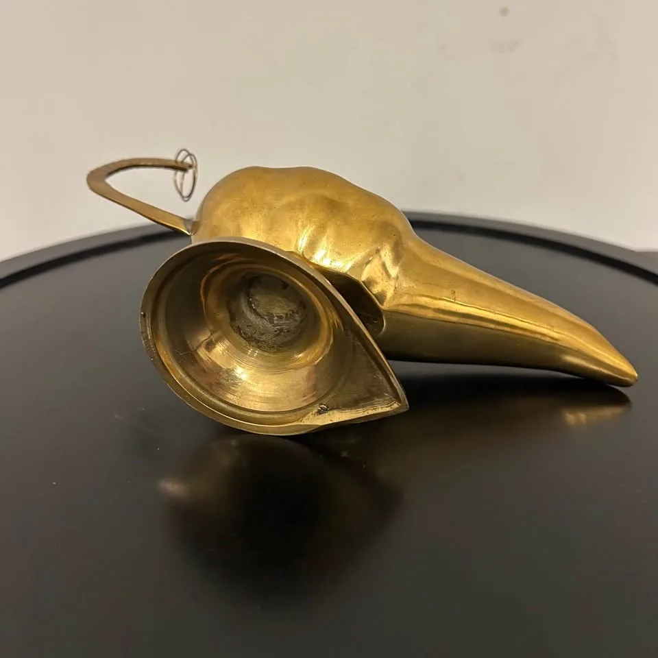 Vintage Brass Enamel Genie Lamp image indicator(8)