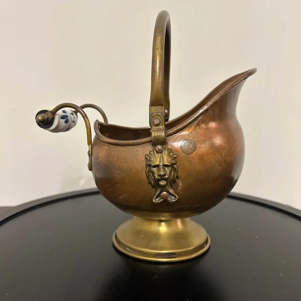 Antique-Style Copper & Brass Coal Scuttle image indicator(4)
