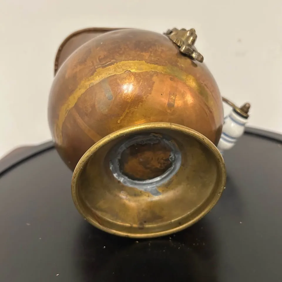 Antique-Style Copper & Brass Coal Scuttle image indicator(7)