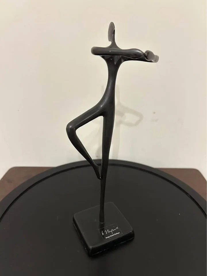 Modern Dancer Sculpture by Bodrul Khalique image indicator(2)