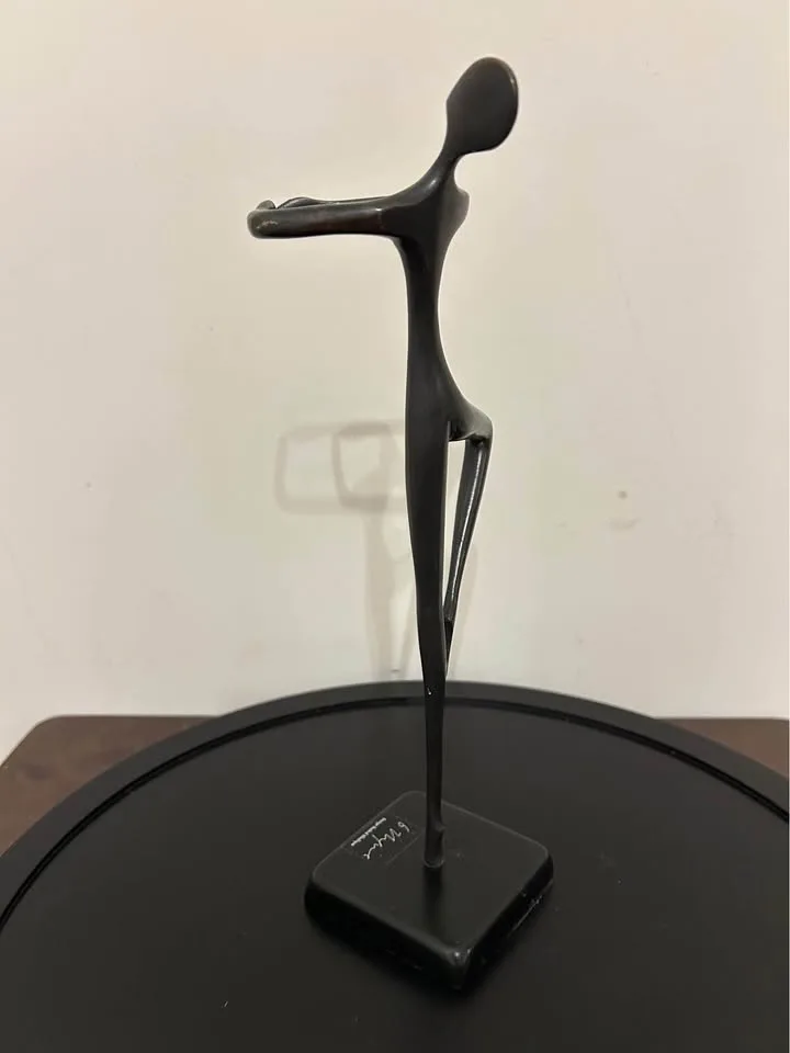 Modern Dancer Sculpture by Bodrul Khalique image indicator(5)