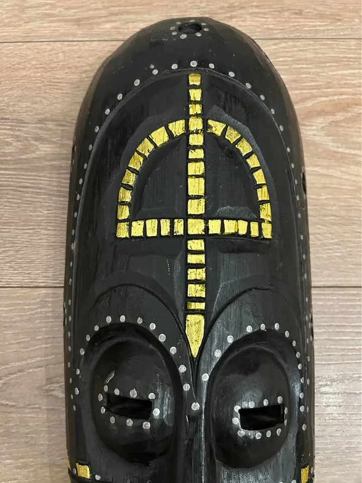 Large Hand-Carved African Mask – Black & Gold Tribal Wall Art (1 image indicator(5)