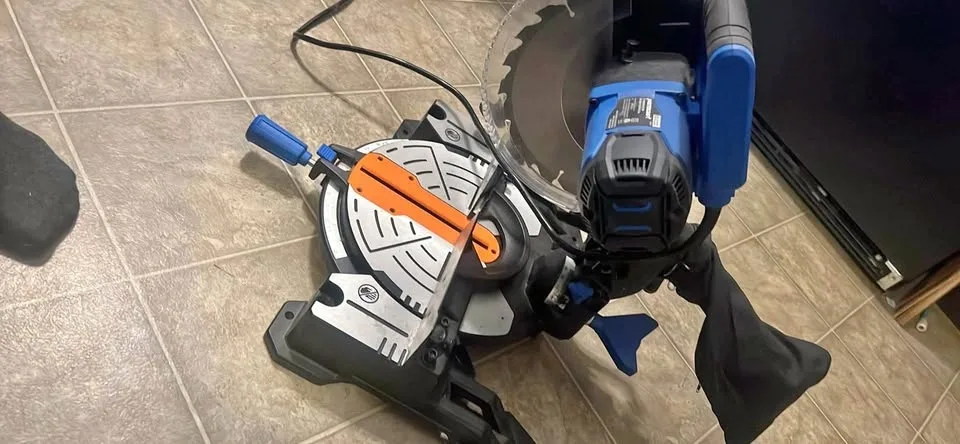 Mastercraft 10" Compound Mitre Saw