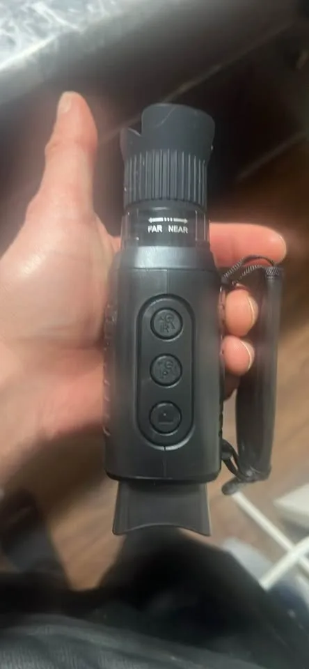 10X Zoom 1080P HD Night Vision Monocular Telescope image indicator(2)