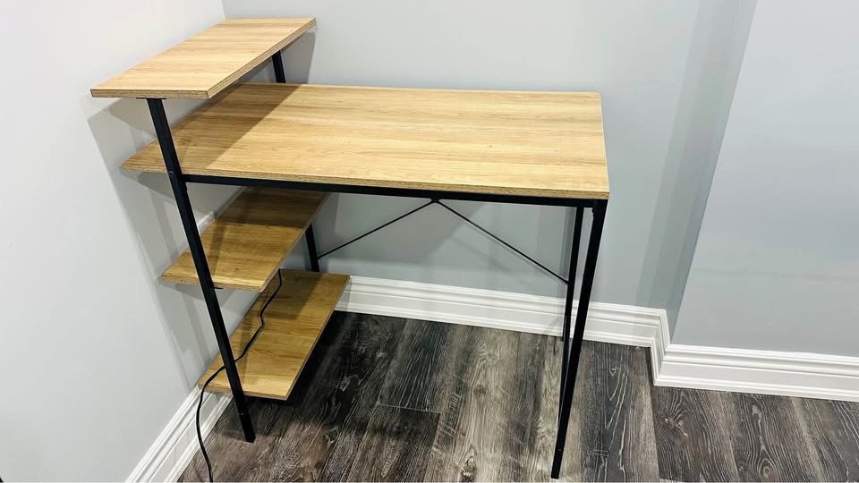 Modern Desk