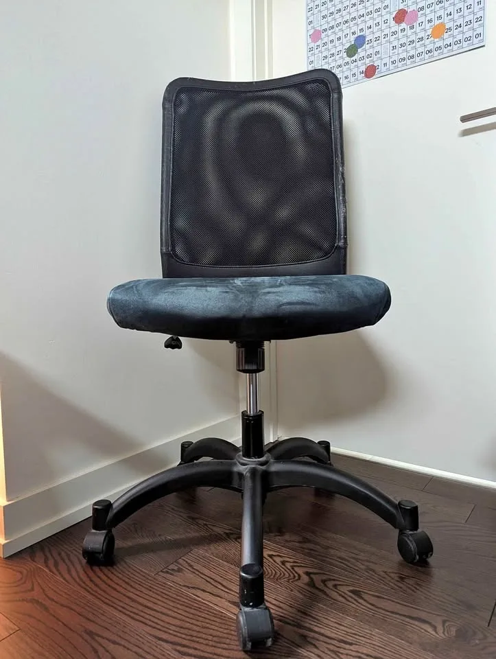 Office Chair - Adjustable Height, Smooth Wheels, Good Condition