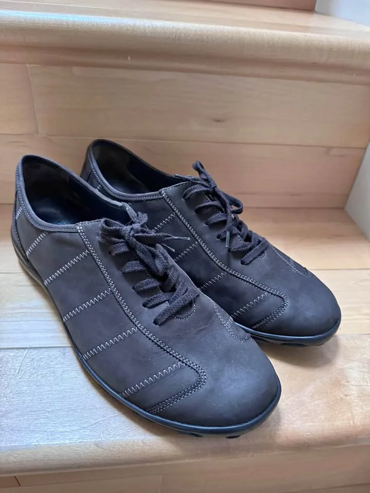 Semler Brown Suede Women’s Shoes - Size 9.5 thumbnail