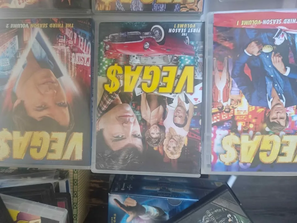 Vega$ Dvd Tv series All the seasons image indicator(2)