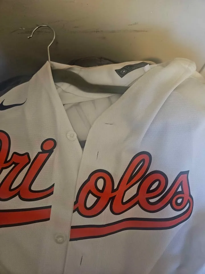 Medium Nike Tre Mancini jersey Slightly used Baltimore Orioles image indicator(3)